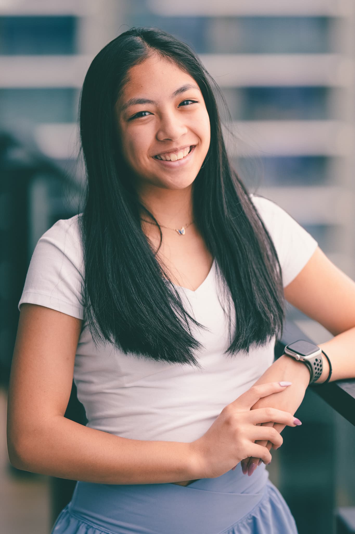 High-school senior portrait outdoors in Chicagoland
